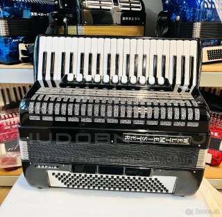 Predám akordeón WELTMEISTERS SAPHIR 120 BASOVÝ