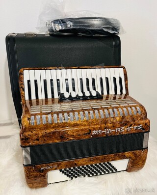 AKORDEÓN WELTMEISTER Achat 72 BASOVÝ- Top zvuk