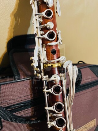 Predám nový B- klarinet celodrevený pre náročnejších hráčov. MoreskyM 19- koncertná  trieda