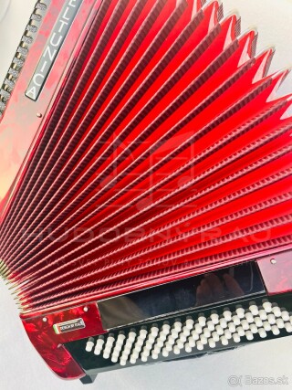 Nový akordeón BELTUNICA VIVALDI 80 basový- červenej farby