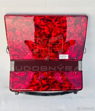 Nový akordeón BELTUNICA VIVALDI 80 basový- červenej farby