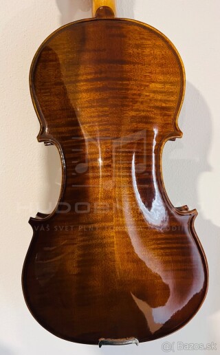 Husle, 4/4 husle: "Braun Diamond- T024 ,model Stradivari