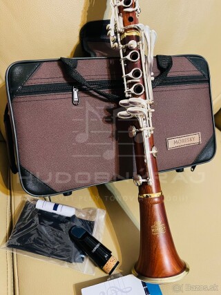 Predám nový B- klarinet celodrevený pre náročnejších hráčov. MoreskyM 19- koncertná  trieda