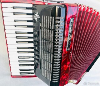Nový akordeón BELTUNICA VIVALDI 80 basový- červenej farby