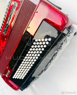 Nový akordeón BELTUNICA VIVALDI 80 basový- červenej farby